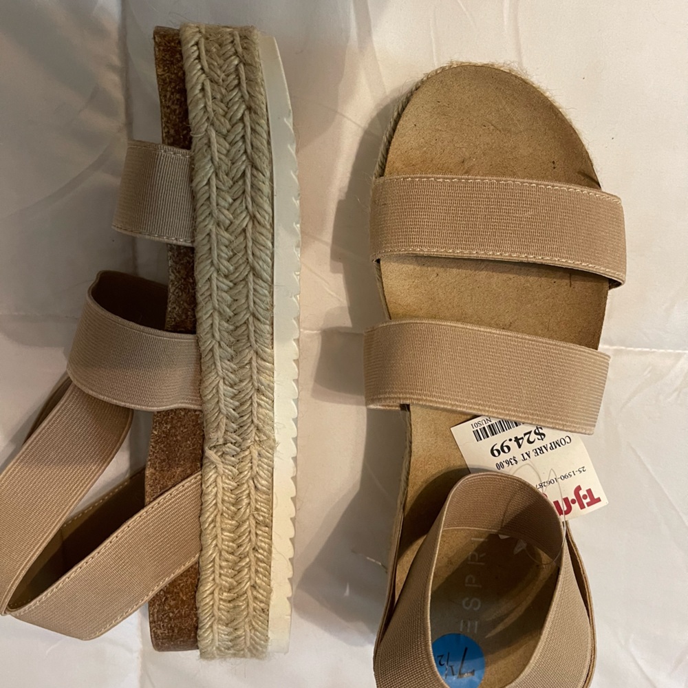 TJ sandals size 7.5. brand new with tags